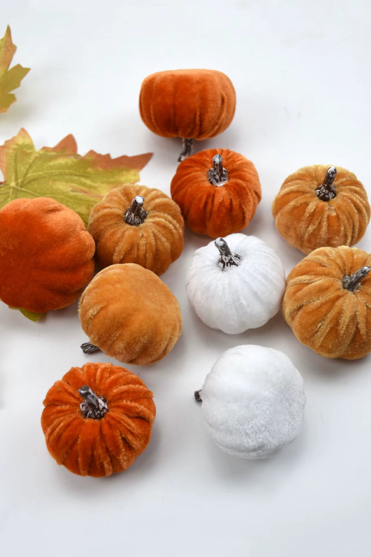 10pcs Velvet Artificial Pumpkin Ornaments